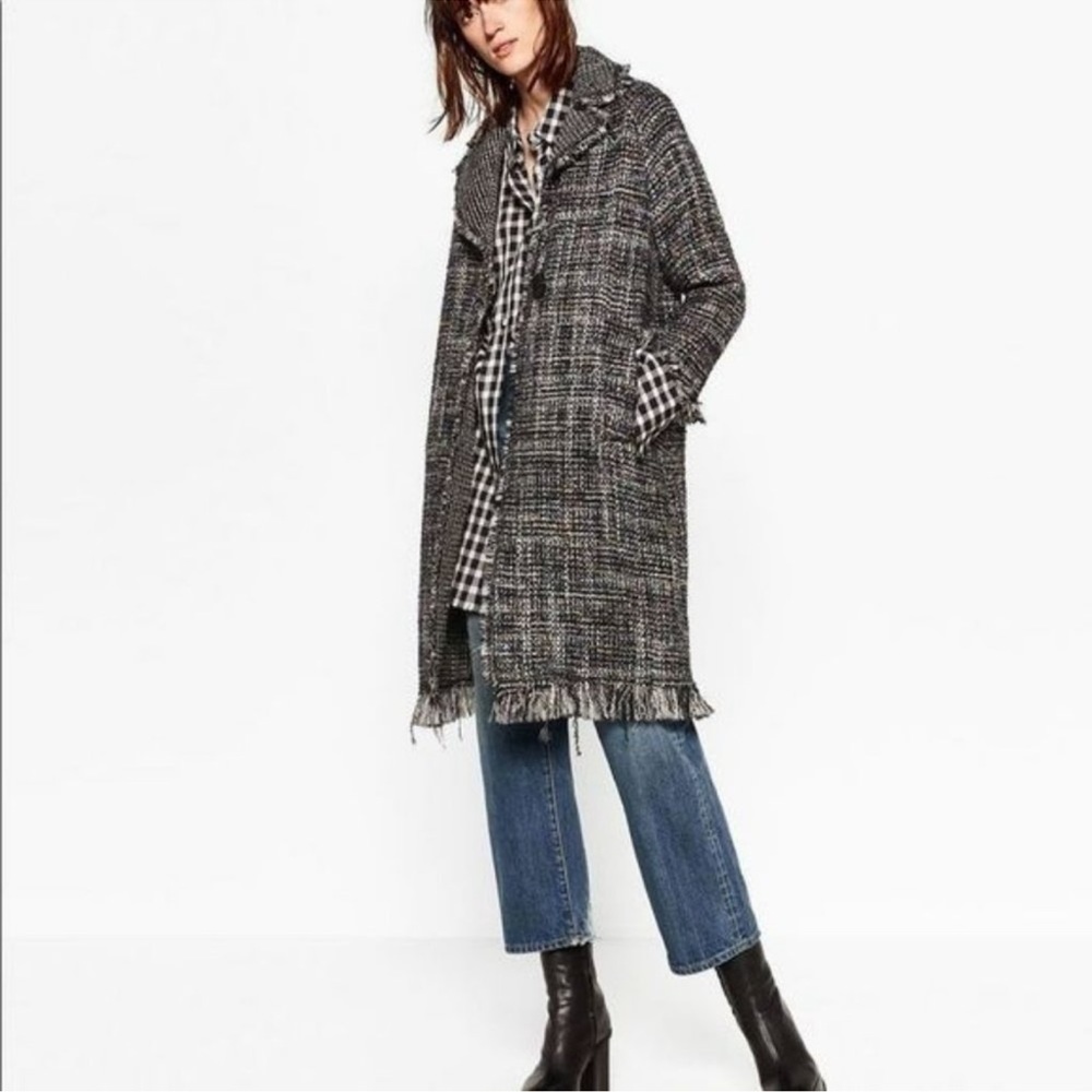 Zara women’s Tweed Boucle frayed edge coat wool blend Large Gray